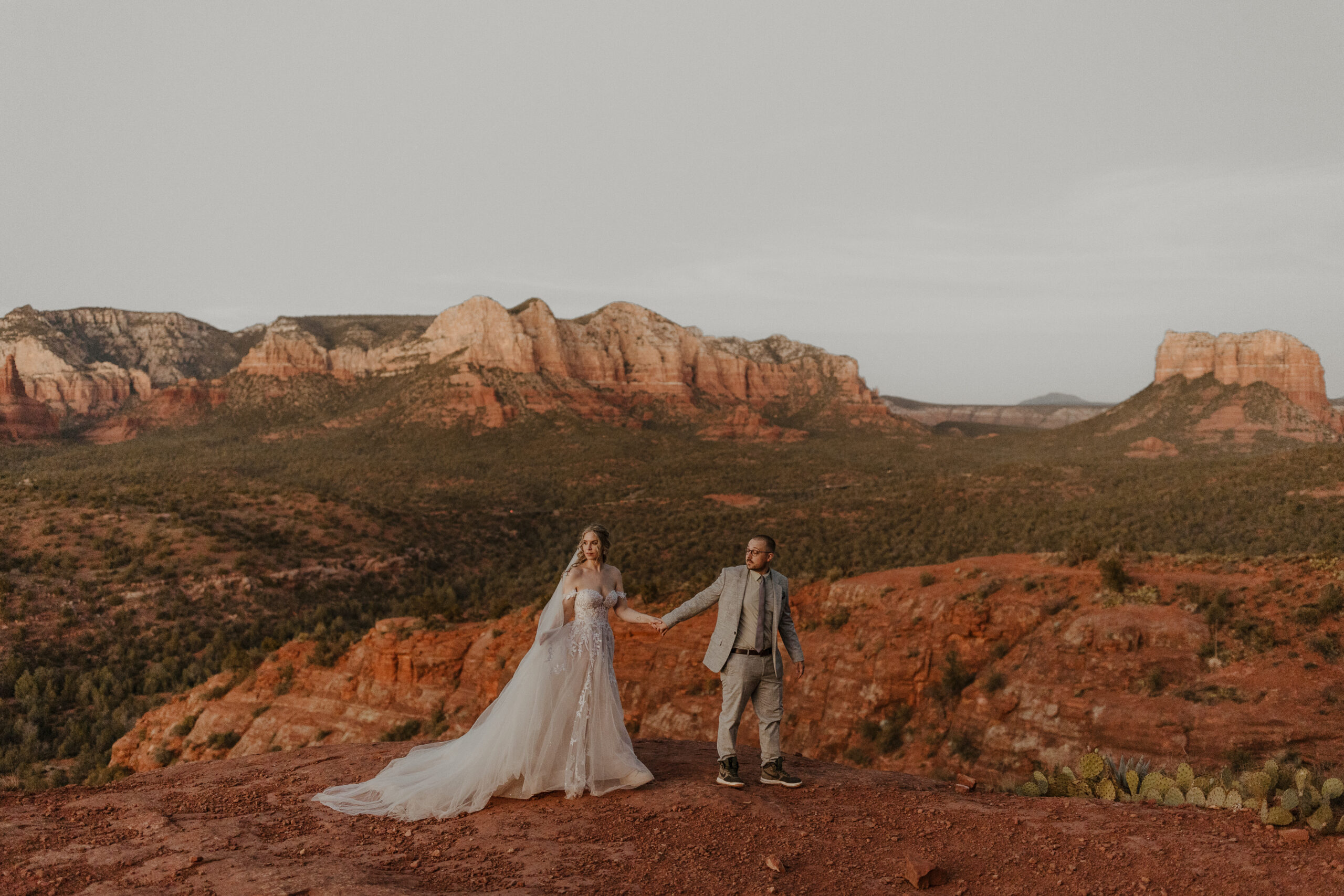 sedona elopement bride and groom portrait at sunset