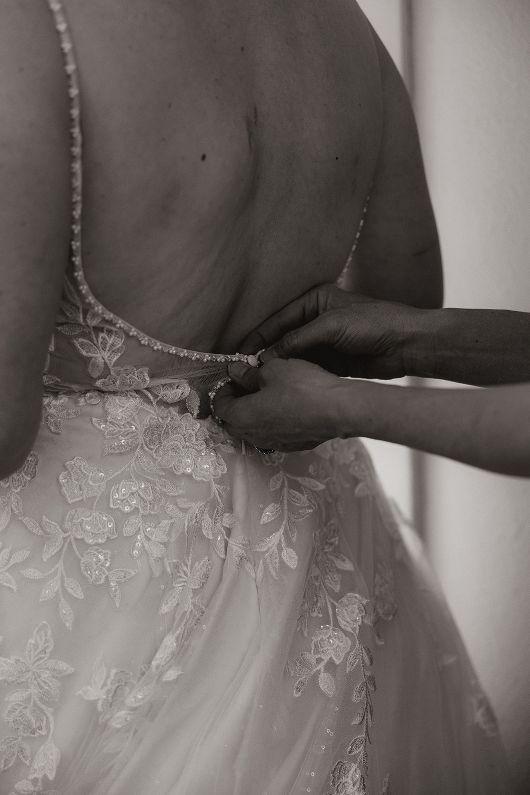 detail shot of bride getting ready