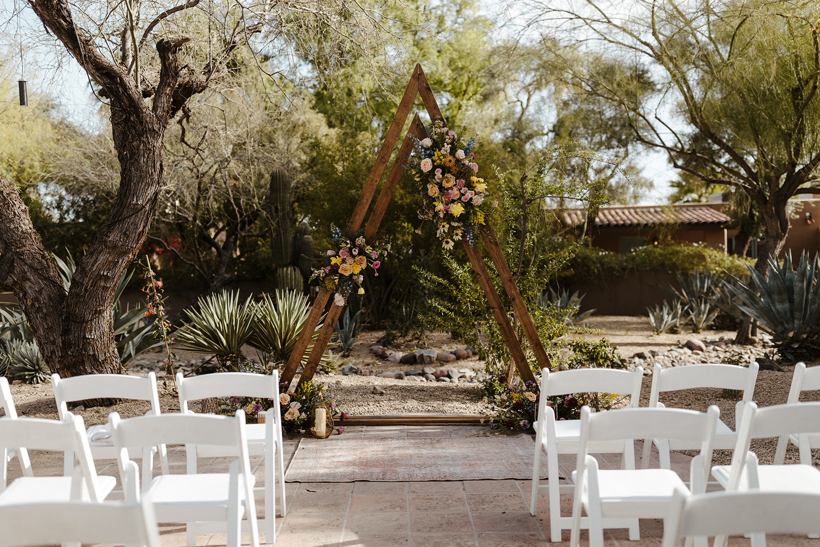 The beautiful Hermossa Inn sits ready for the stunning Arizona wedding day!