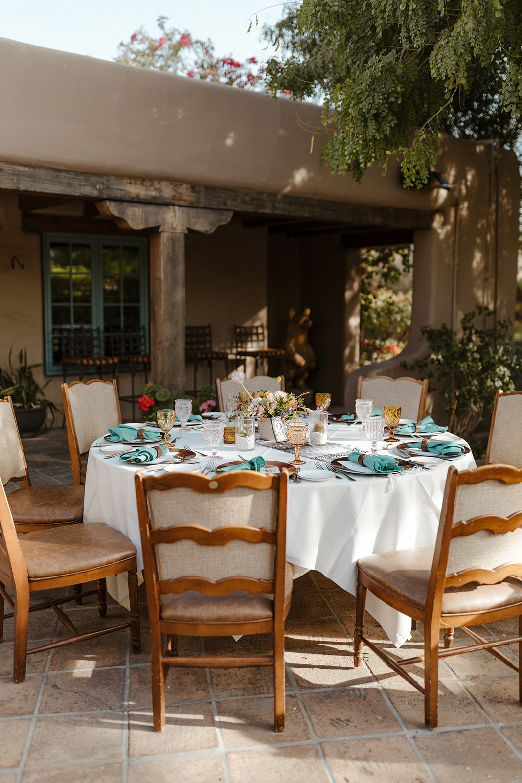 The stunning Hermossa Inn sits ready for the dreamy Arizona wedding day! 
