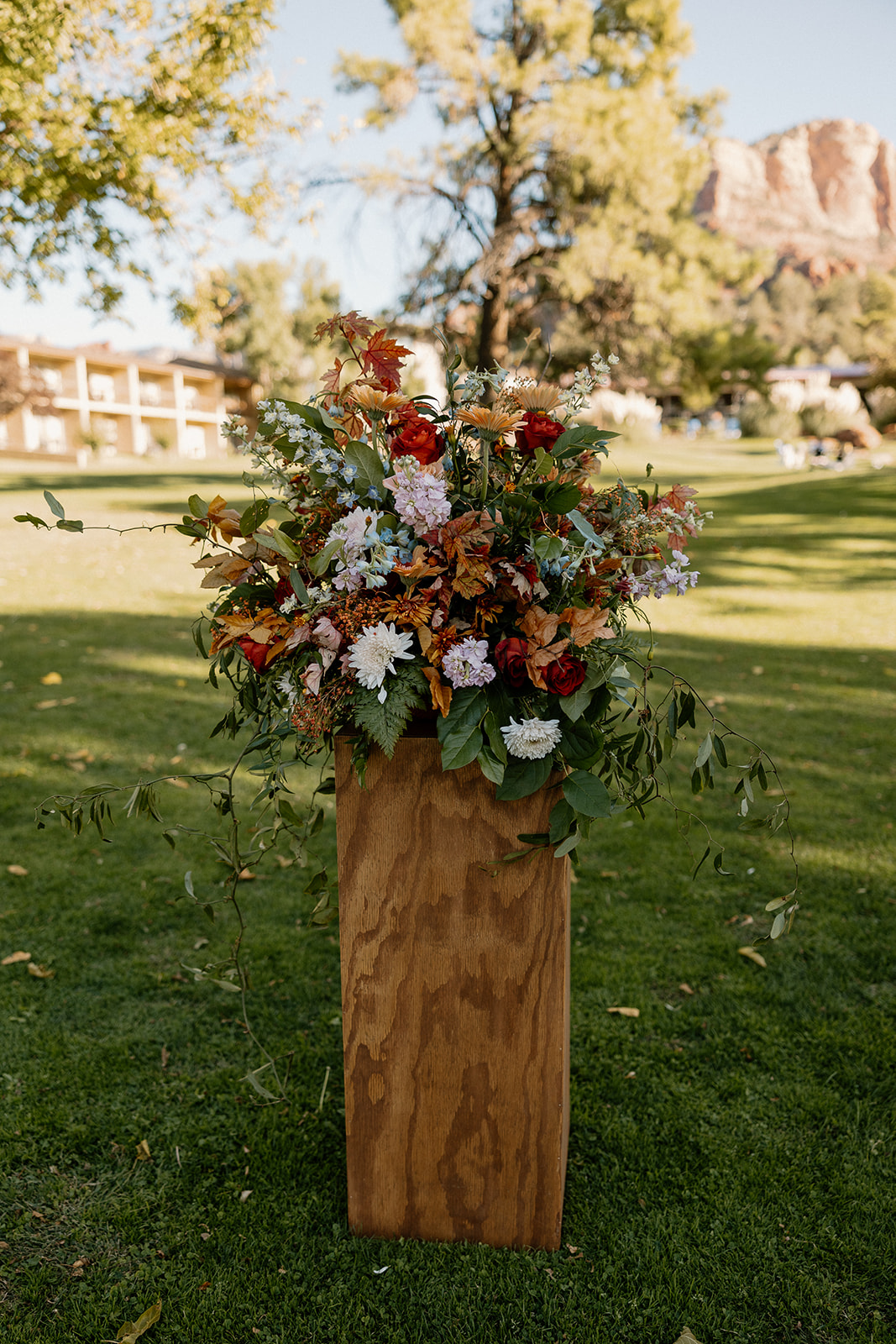 Wedding florals set up for the dreamy Arizona wedding ceremony