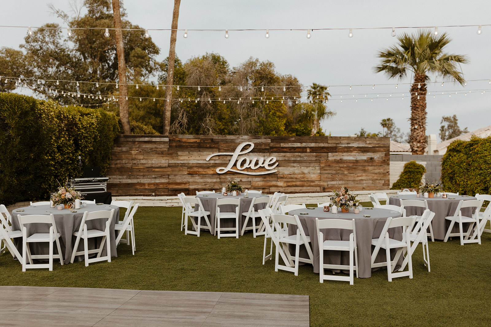 The stunning Gather Estate is on my list of the top 10 Arizona wedding venues! 