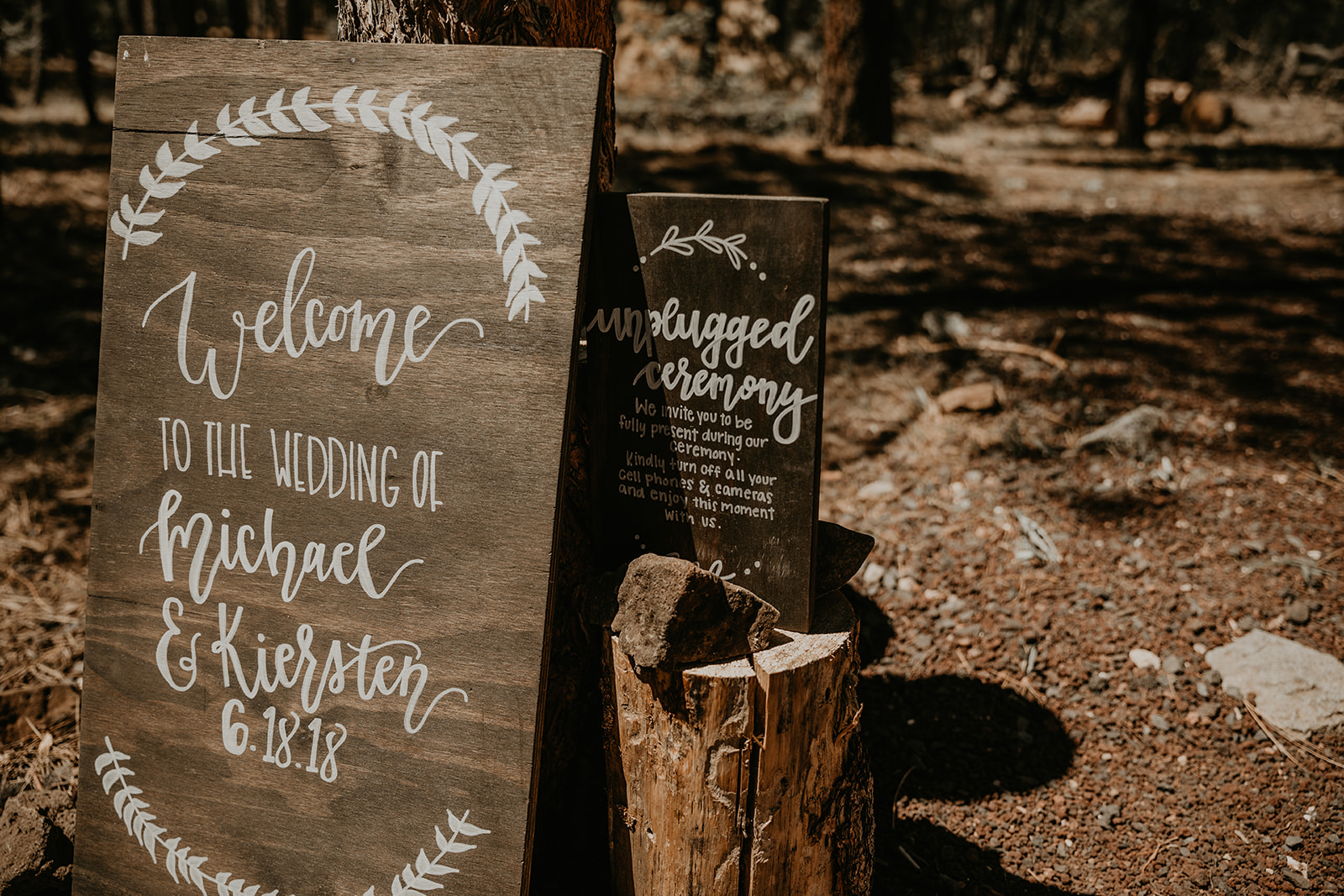 rustic wedding details of a beautiful Mormon Lake Lodge Wedding venue in Arizona