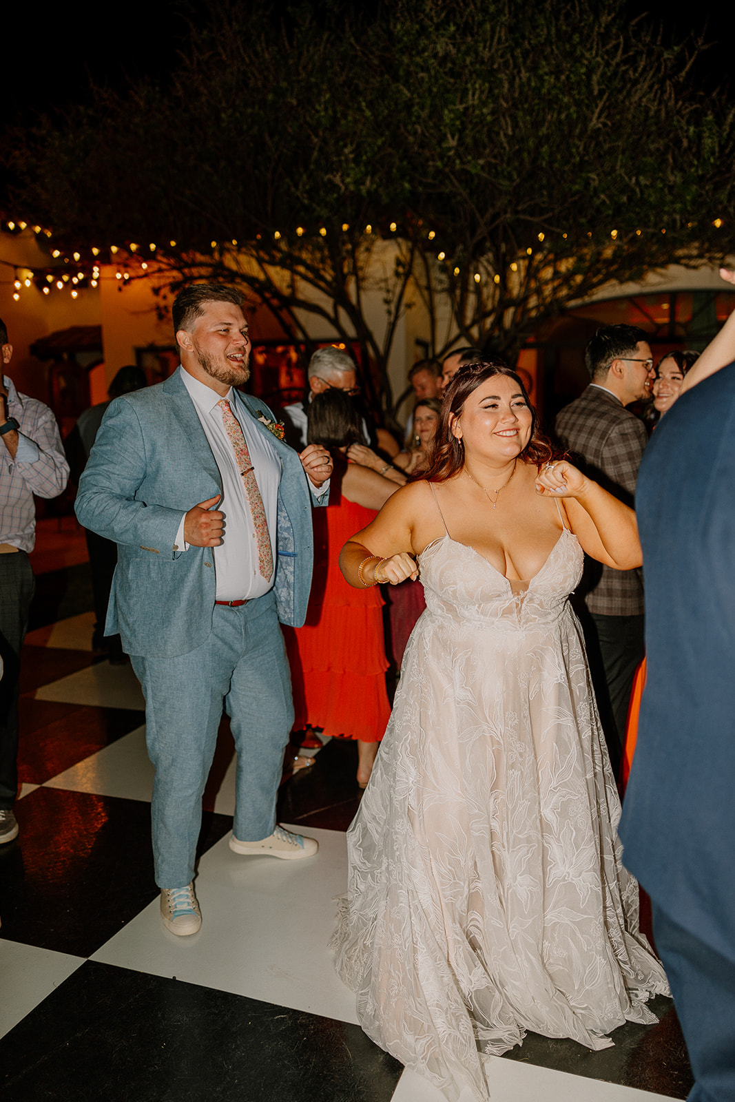 candid wedding reception photos of a backyard Arizona wedding 