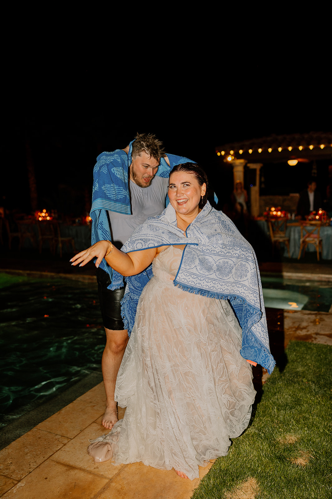 candid wedding reception photos of a backyard Arizona wedding 