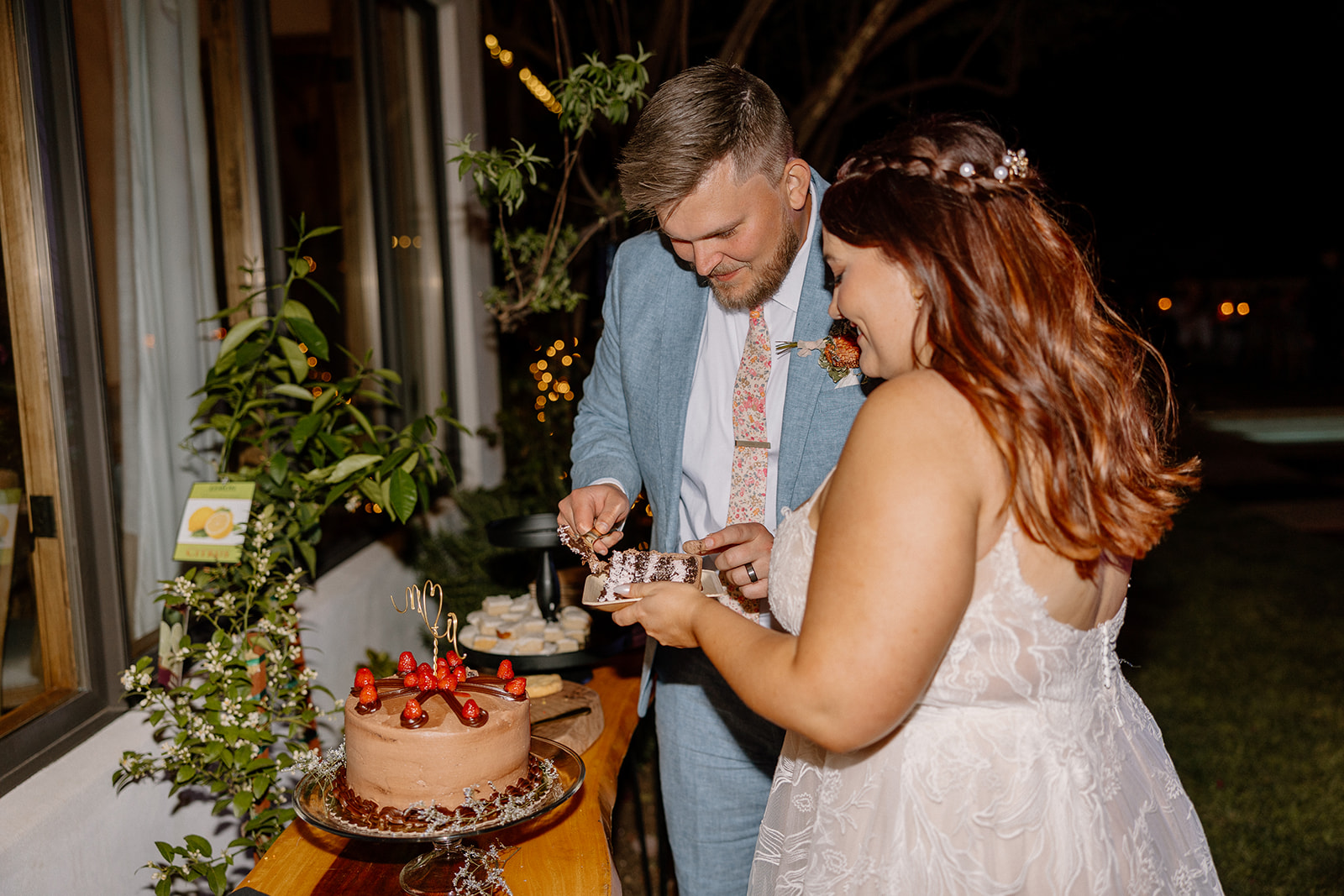 candid wedding reception photos of a backyard Arizona wedding 