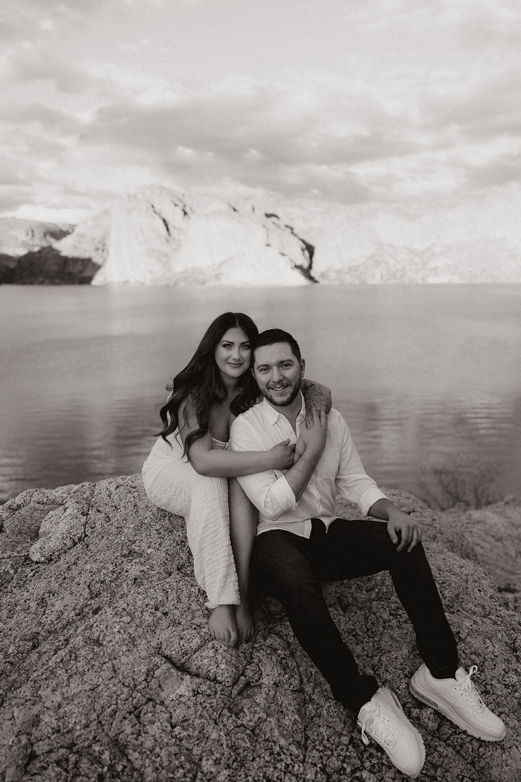 couple share intimate moments during their Arizona engagement photoshoot