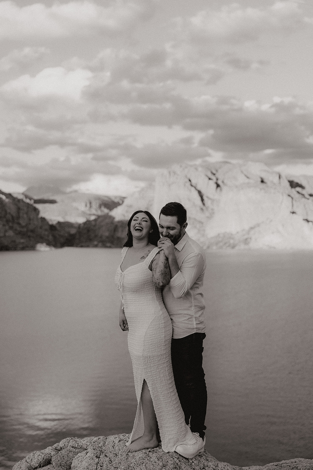 couple share intimate moments during their Arizona engagement photoshoot