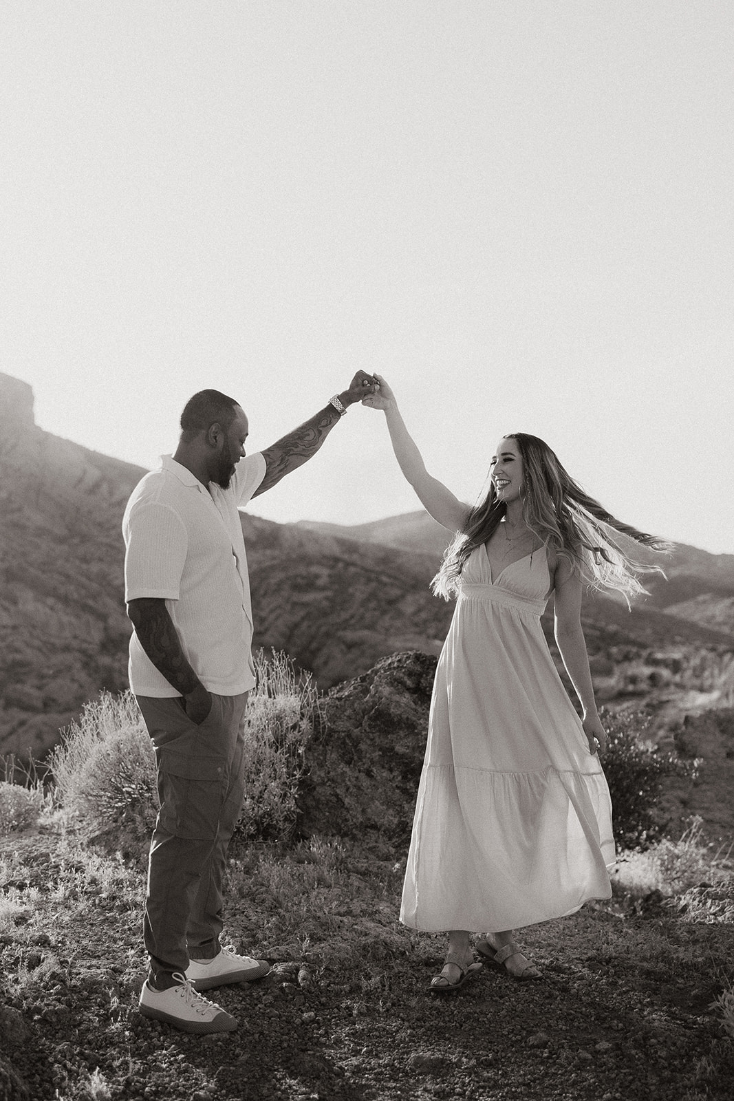 beautiful couple pose together in the Arizona desert