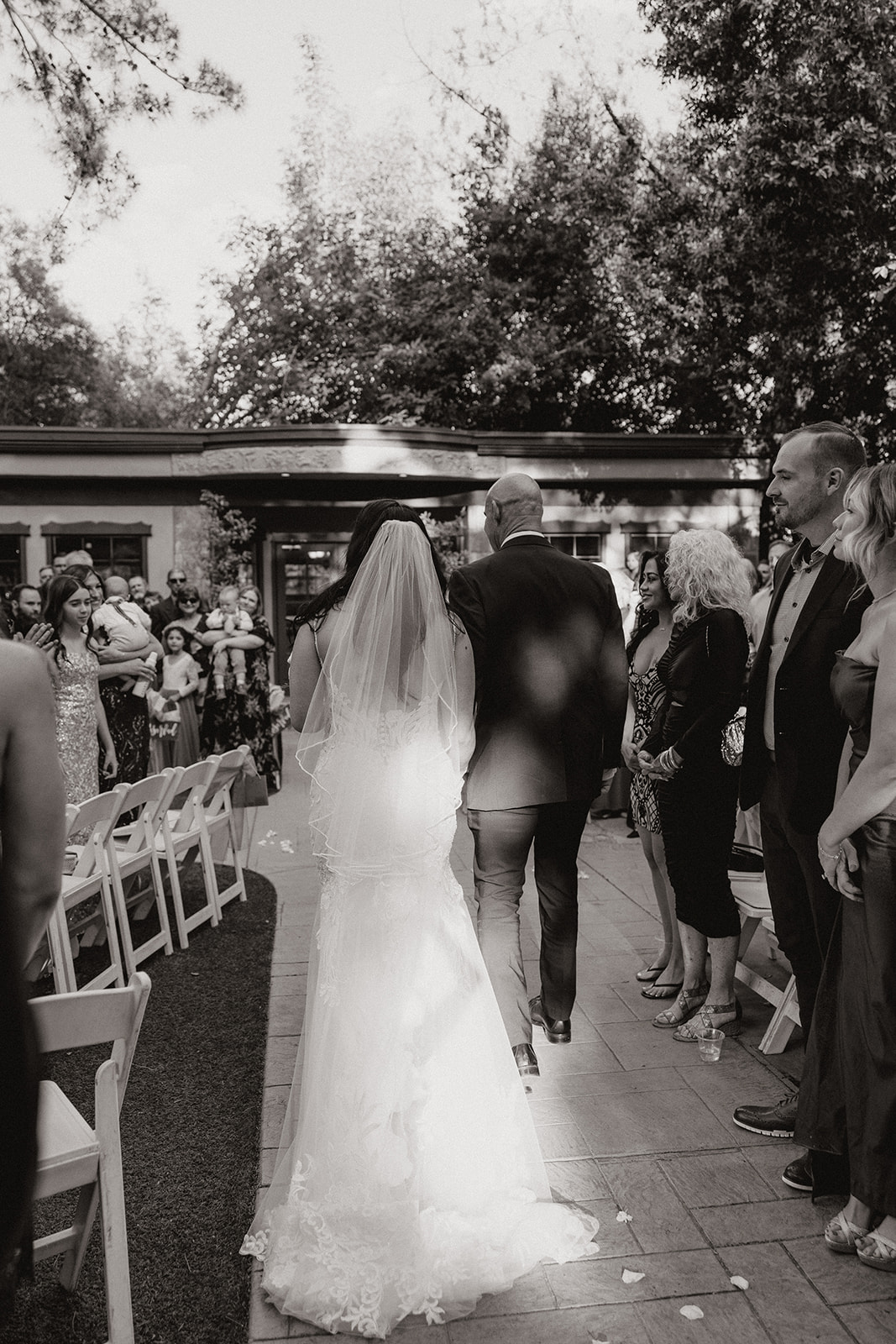 beautiful candid wedding photography from an Arizona wedding day