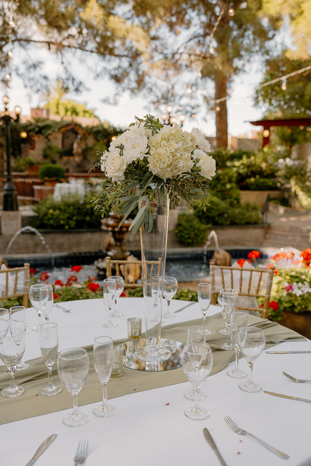 details and decor from a beautiful Arizona garden wedding day