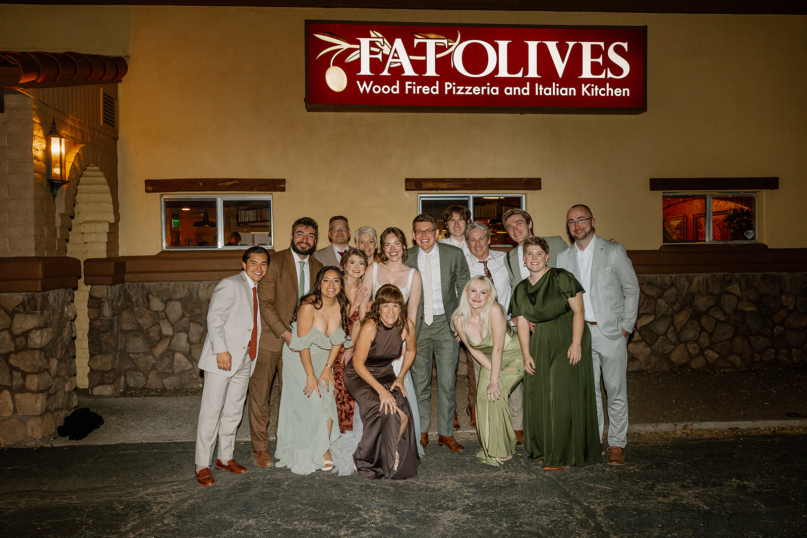 documentary style wedding photos from a beautiful Arizona wedding day