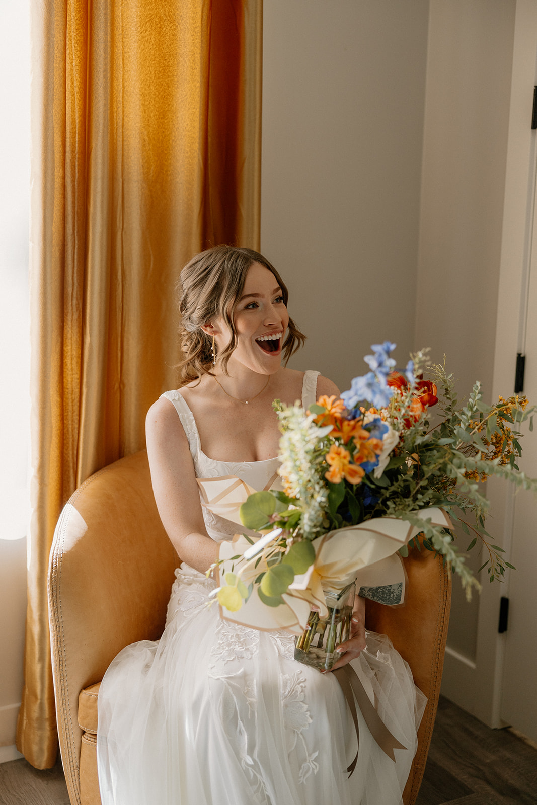 bride prepares for her stunning Flagstaff Arizona wedding day