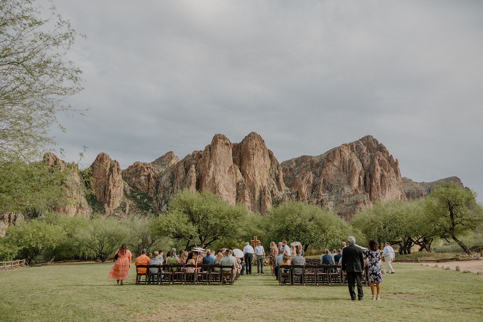 A wedding ceremony at Saguaro Guest Lake RAnch with unique wedding details